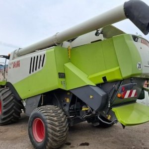 foto 17.5t/9m combine harwester Claas Lexion 600 (plates)